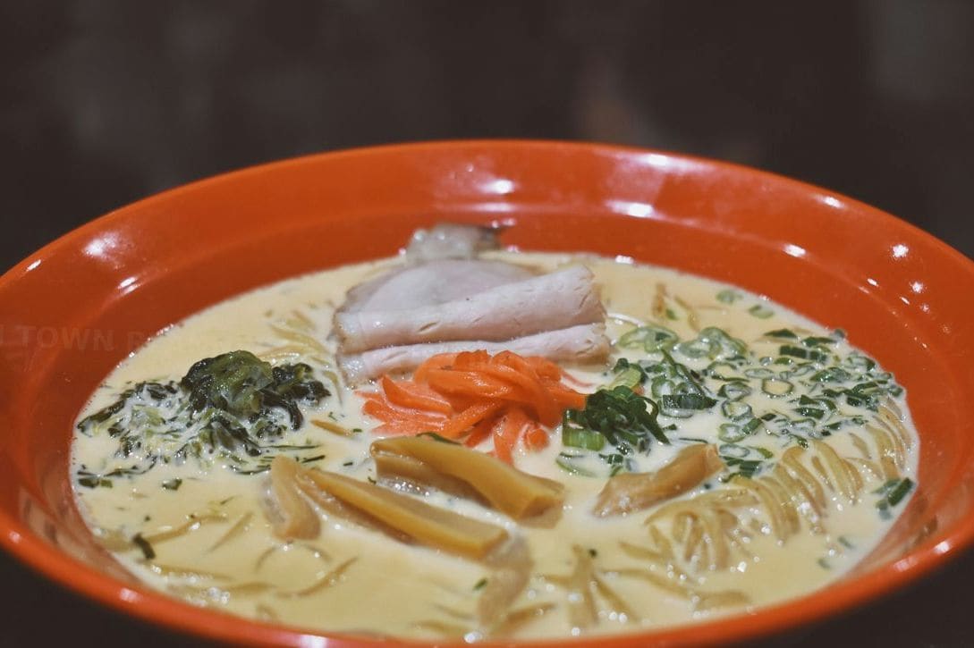 味噌ラーメンの提供
